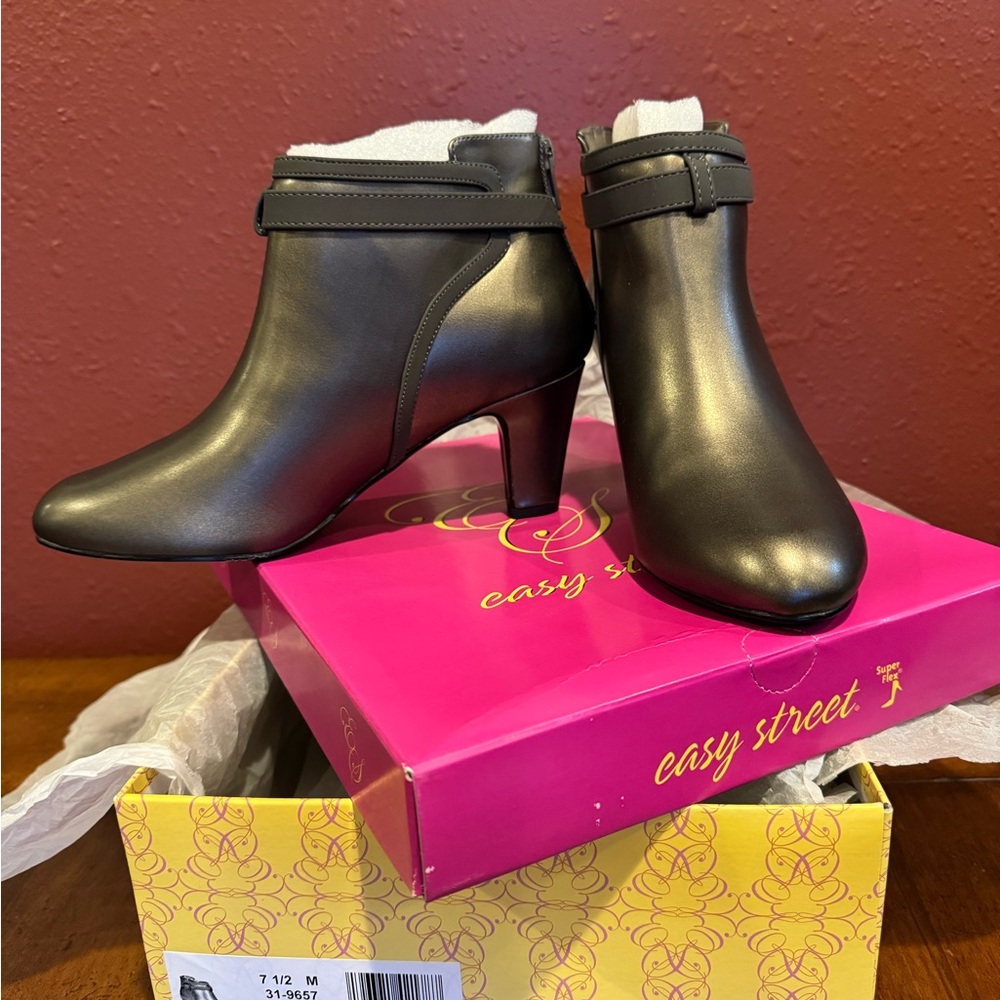 Easy Street Raina Ankle Boots